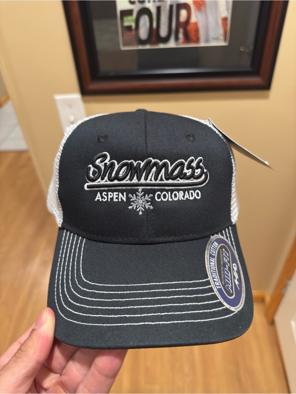 Ahead Aspen Colorado Black & White Trucker Strap Back Hat Brand New with Tags
